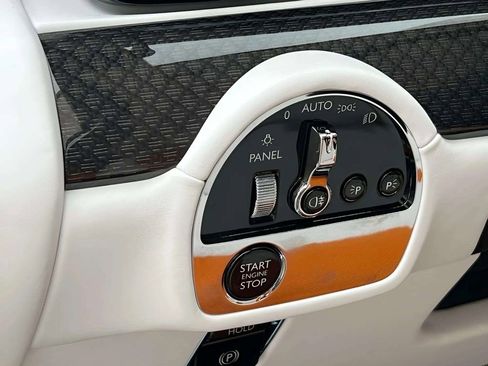 Certified 2025 Rolls-Royce Ghost Black Badge AWD/4WD image 5