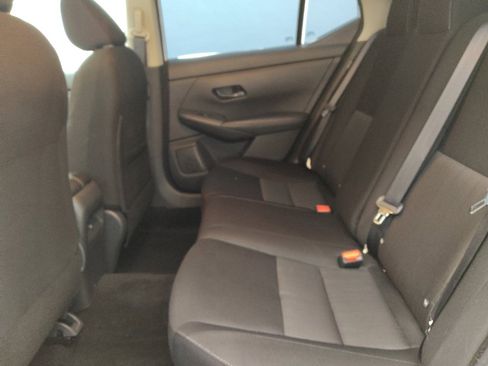 Used 2025 Nissan Sentra SV w/ All-Weather Package FWD image 18