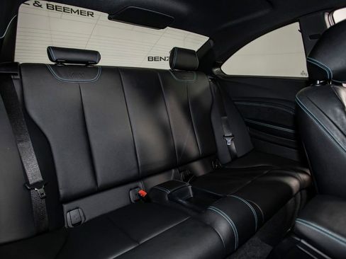 Used 2018 BMW M2 image 19