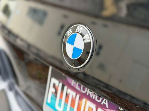 Used 2023 BMW M2 w/ Lighting Package image 10