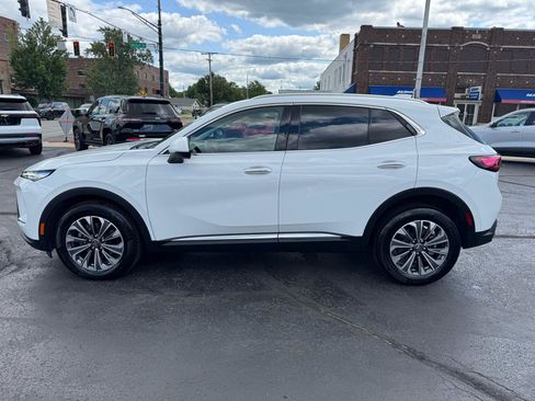 Used 2025 Buick Envision Preferred AWD/4WD image 8