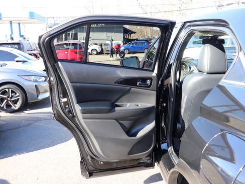 Used 2025 Mitsubishi Eclipse Cross SE image 23