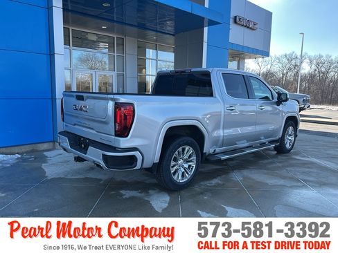 Certified 2022 GMC Sierra 1500 Denali AWD/4WD image 4