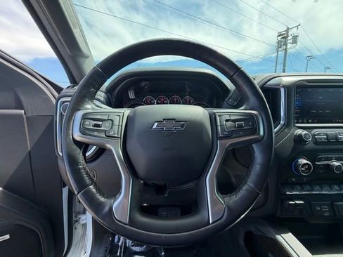 Used 2020 Chevrolet Silverado 1500 RST AWD/4WD image 18