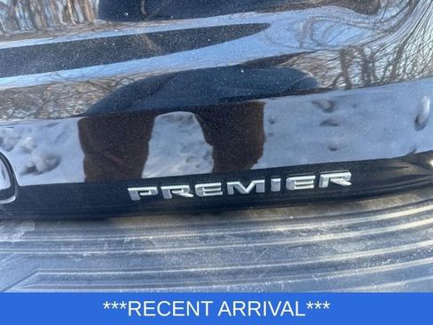 Used 2023 Chevrolet Suburban Premier image 13