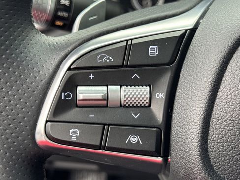 Used 2026 Genesis G70 2.5T Prestige image 24