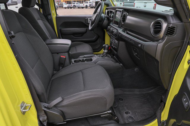 Used 2023 Jeep Wrangler Unlimited w/ Cold Weather Group AWD/4WD image 35