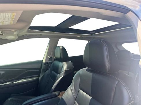 Used 2023 Nissan Murano Platinum w/ Cargo Package FWD image 11