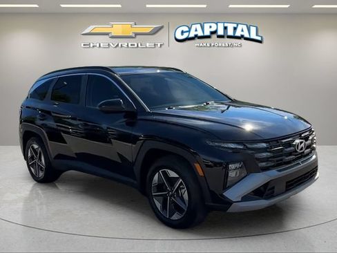 Used 2025 Hyundai Tucson SEL FWD image 7