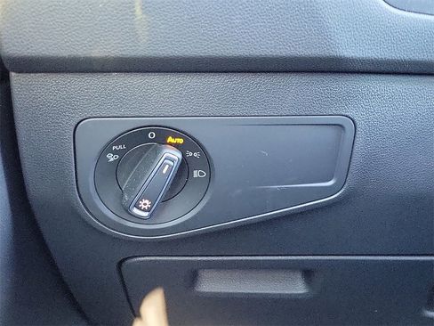 Used 2024 Volkswagen Tiguan SEL R-Line w/ MDO Package, Two-Row image 14