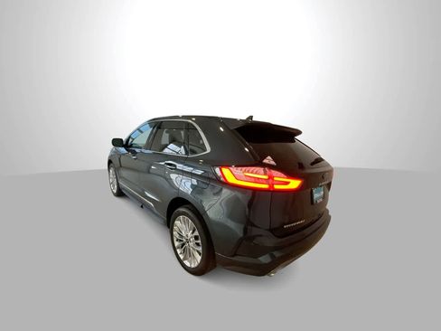 Used 2022 Ford Edge Titanium w/ Equipment Group 301A image 6