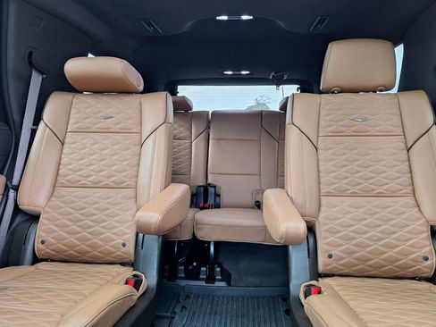 Used 2023 Cadillac Escalade Sport w/ Touring Package image 30