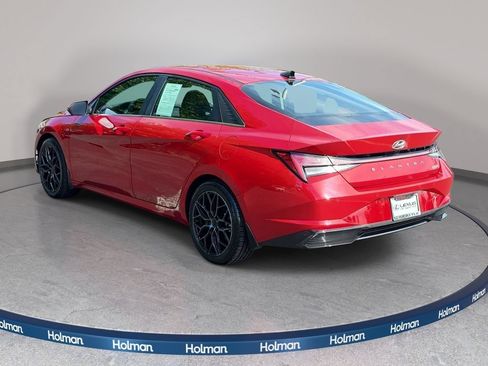 Used 2022 Hyundai Elantra Limited FWD image 8