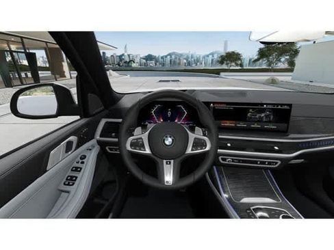 New 2027 BMW X7 xDrive40i w/ M Sport Package AWD/4WD image 13