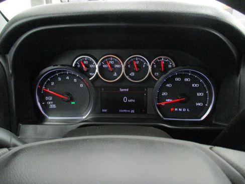 Used 2021 Chevrolet Silverado 1500 Custom w/ Safety Confidence Package image 17