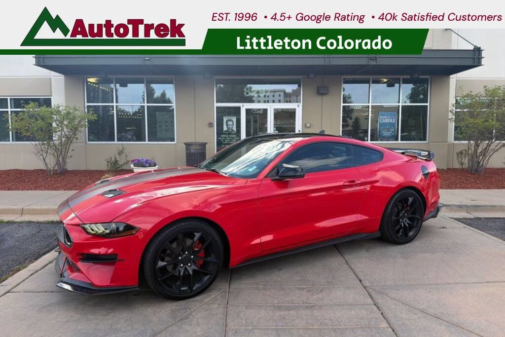Used 2020 Ford Mustang Premium RWD image 1
