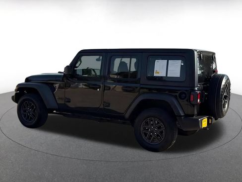 Used 2025 Jeep Wrangler Unlimited Sport AWD/4WD image 9