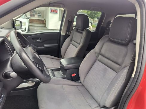 Used 2022 Nissan Frontier SV AWD/4WD image 14