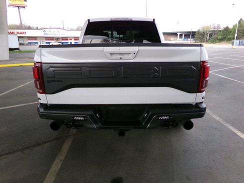 Used 2017 Ford F150 Raptor w/ Equipment Group 802A Luxury image 7