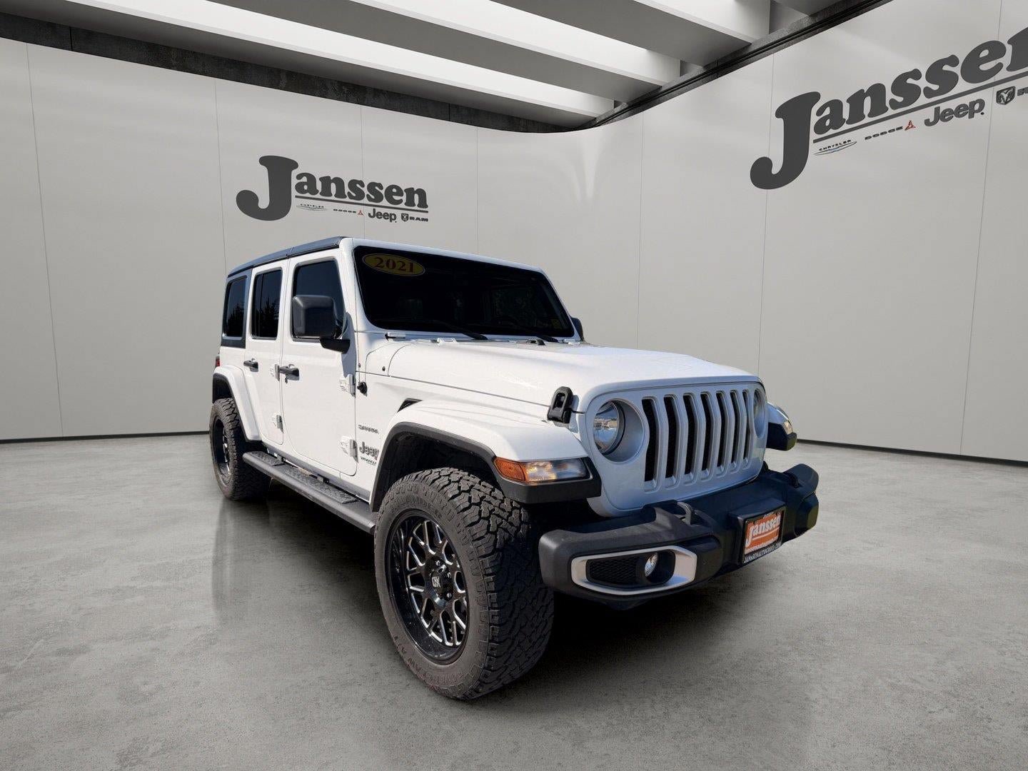 Used 2021 Jeep Wrangler Unlimited Sahara AWD/4WD image 6