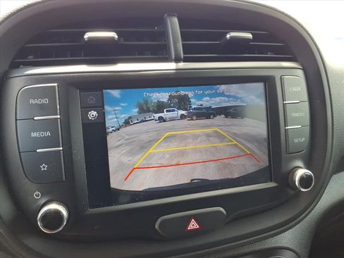 Used 2024 Kia Soul LX w/ Option Group 015 FWD image 22