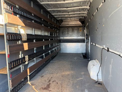 Used 2016 Mercedes-Benz Sprinter 2500 w/ Driver Efficiency Package image 15