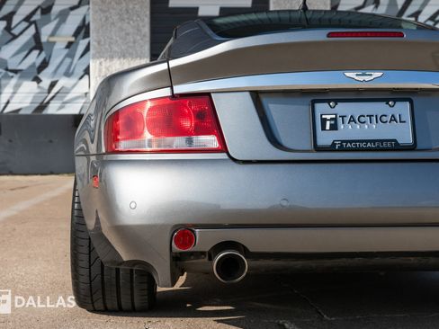 Used 2005 Aston Martin Vanquish S image 14