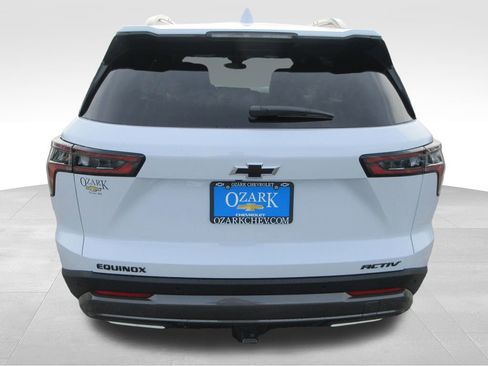 New 2026 Chevrolet Equinox ACTIV image 4