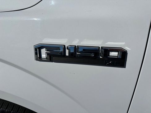 Used 2018 Ford F150 XL w/ Equipment Group 101A Mid image 12
