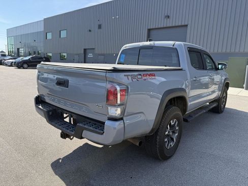 Used 2021 Toyota Tacoma TRD Pro AWD/4WD image 3