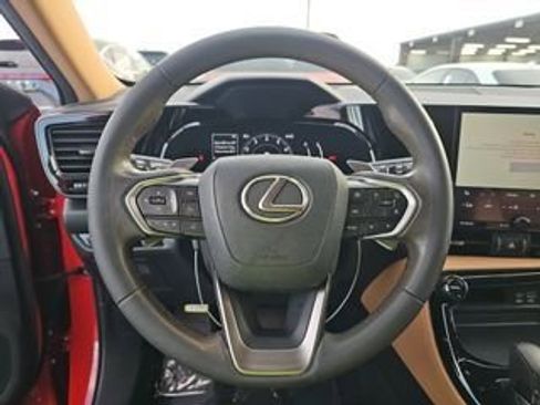 Used 2024 Lexus NX 250 FWD w/ Premium Package image 3
