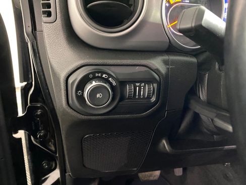 Used 2021 Jeep Wrangler Unlimited Sport image 18