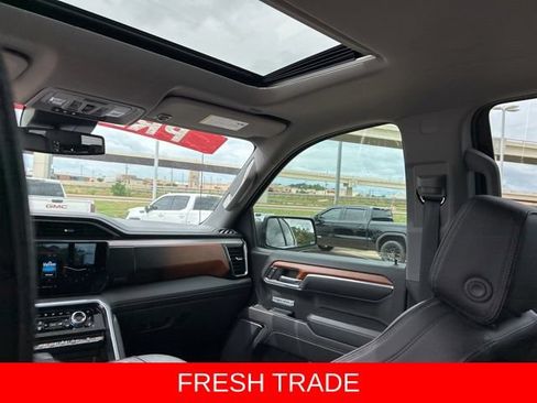 Used 2022 GMC Sierra 1500 Denali AWD/4WD image 42