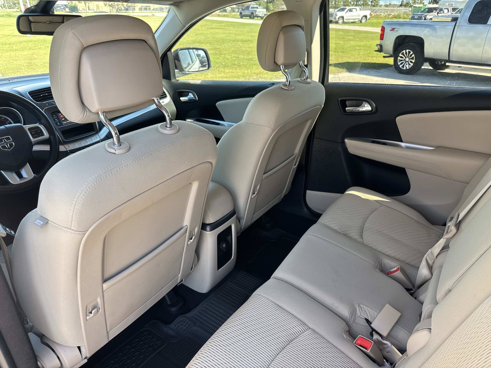 Used 2020 Dodge Journey SE w/ SE Popular Equipment Group FWD image 15