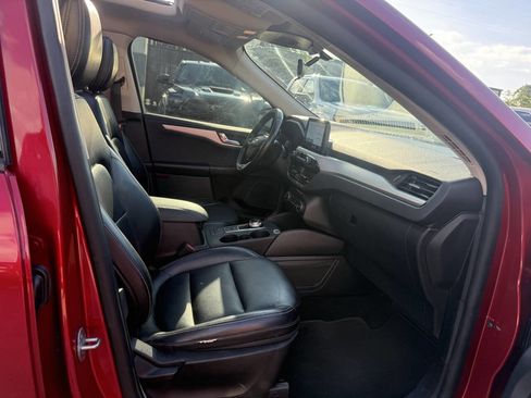 Used 2020 Ford Escape SE Sport AWD/4WD image 10