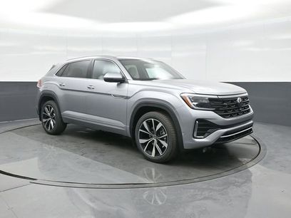 New 2026 Volkswagen Atlas Cross Sport SEL Premium R-Line