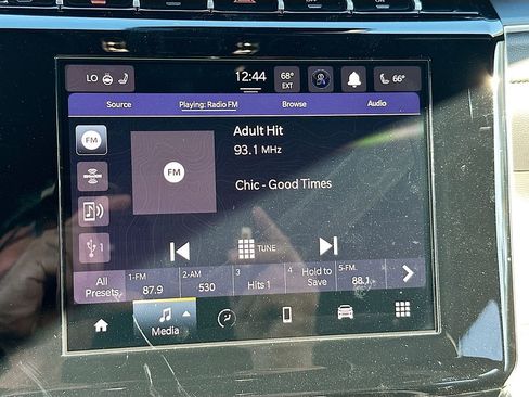 New 2025 Jeep Grand Cherokee Laredo image 18