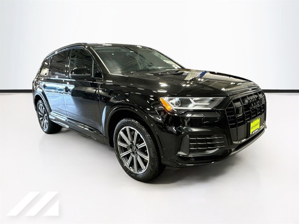 Used 2023 Audi Q7 2.0T Premium Plus AWD/4WD image 3