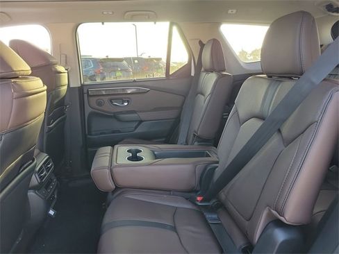 New 2025 Honda Pilot Elite image 14