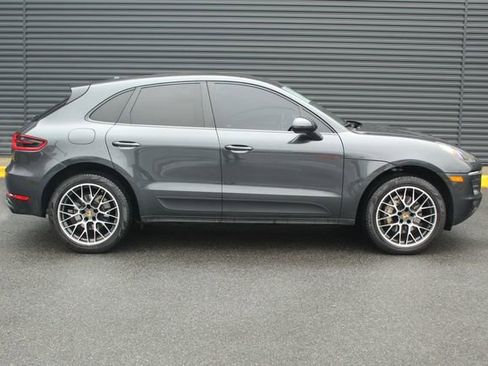 Used 2018 Porsche Macan S image 9
