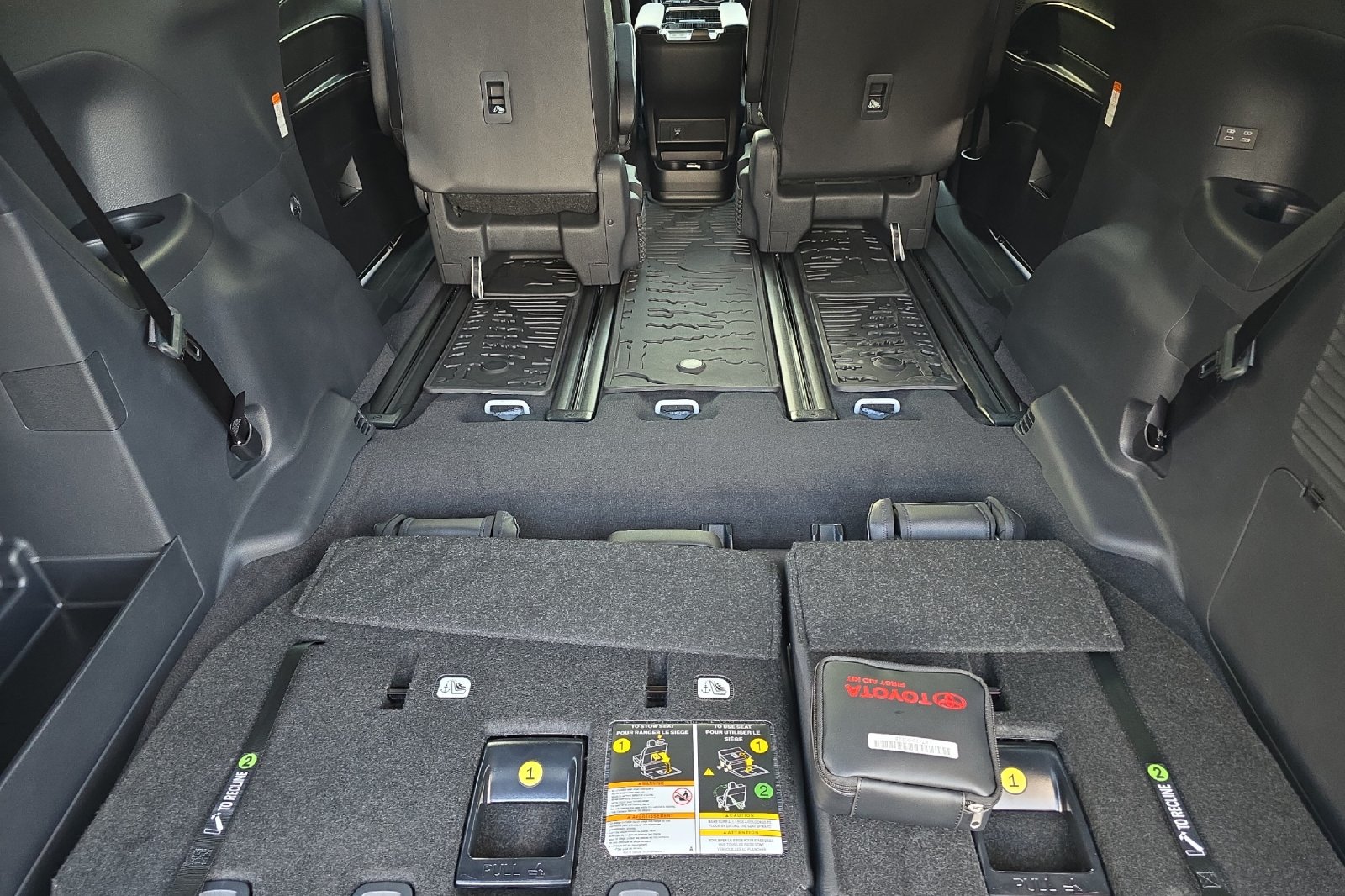 New 2026 Toyota Sienna XLE Woodland Edition AWD/4WD image 14