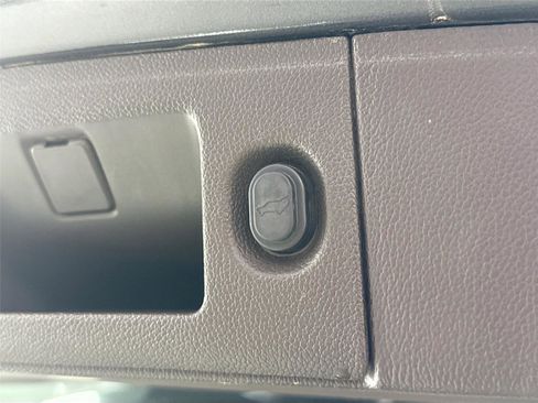 Used 2018 GMC Yukon Denali w/ Denali Ultimate Package image 43