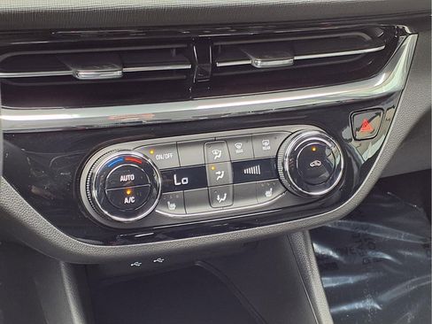 New 2026 Buick Envista Sport Touring w/ Convenience I Package FWD image 10