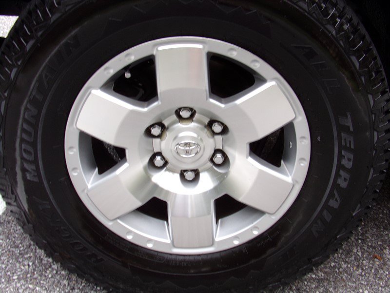 Used 2007 Toyota FJ Cruiser 4WD w/ Upgrade Pkg 2 image 15