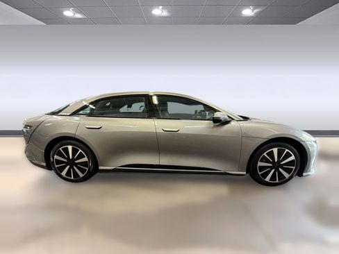 Used 2024 Lucid Air Pure RWD image 8