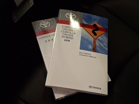 Used 2026 Toyota Corolla Cross XLE w/ Convenience Package image 26