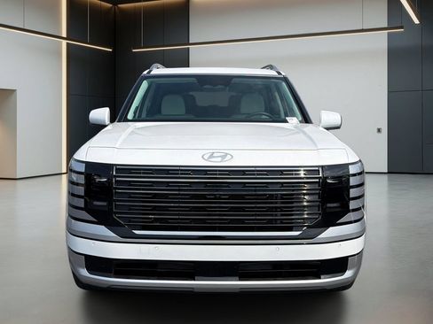 Used 2026 Hyundai Palisade Calligraphy FWD image 9