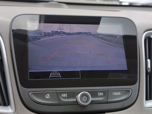 Used 2022 Chevrolet Malibu LT image 15