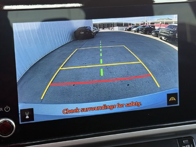 Used 2025 Toyota Camry LE FWD image 18