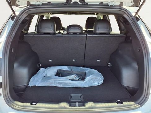 New 2026 Jeep Compass Latitude AWD/4WD image 5